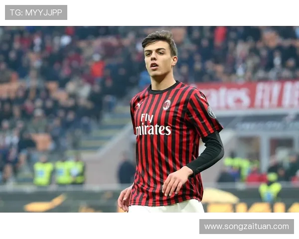 马尔蒂尼家族传奇影像曝光：红黑血脉铸就防守艺术巅峰(1)